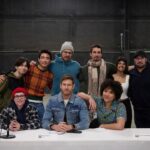 Tom Hopper Instagram - One last time my friends….☂️4 @umbrellaacad @netflix