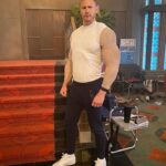 Tom Hopper Instagram - Hmmm…who wore it better?🤔 📸 @thegarmentgirl