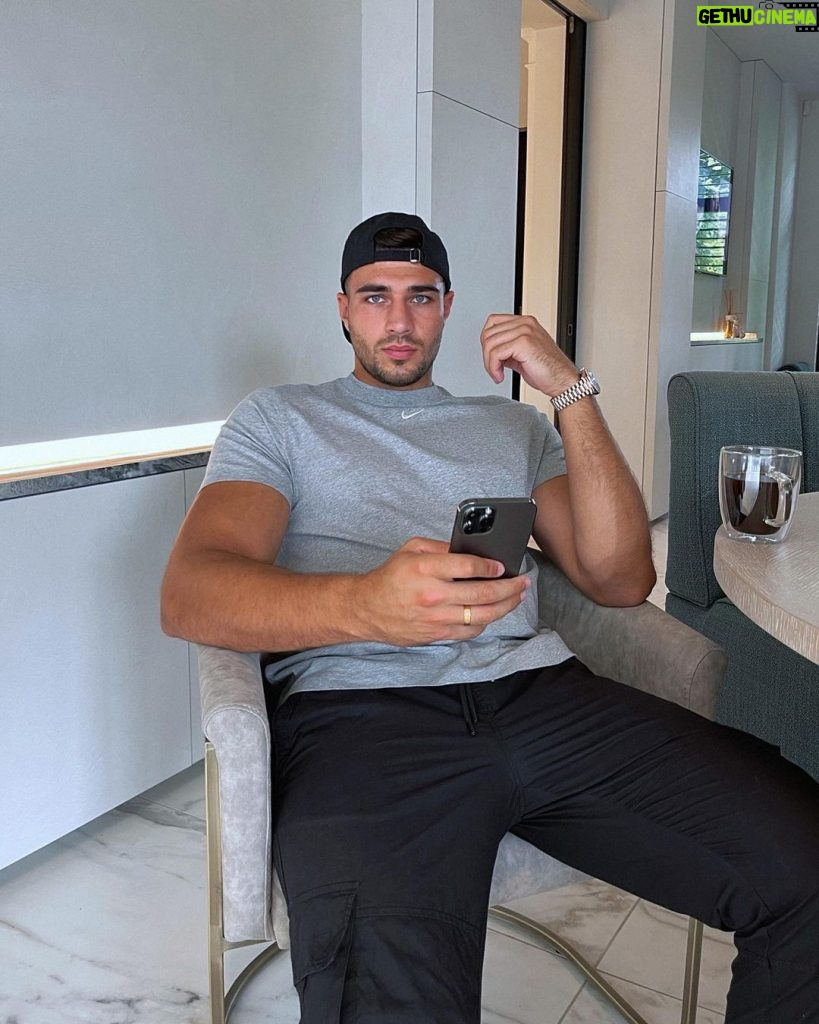 Tommy Fury Instagram - No rest days, just rest moments