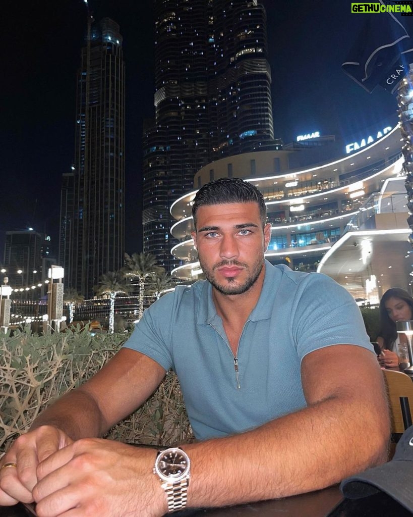 Tommy Fury Instagram - Dubai nights 🌃