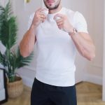 Tommy Fury Instagram - Keeping fighting fit with Meta Quest 3 🥊 @metaquest #metaquest3 #lesmillsbodycombat #ad
