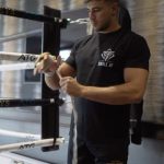 Tommy Fury Instagram - Eat. Sleep. Train. Repeat👊🏼… @swoleafnutrition #swoleafnutrition #ad