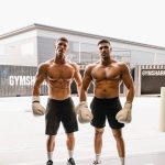 Tommy Fury Instagram - Here’s a photo of an elite natural bodybuilder with some of the best genetics on the planet… and @mattdoesfitness 🤣💪🏻
