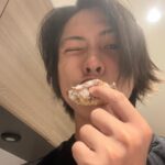 Tomohisa Yamashita Instagram - 有名なドーナツ屋さんの🍩 たまにチート最高です。 Famous donut shop, Sometimes cheet day is the best.🤫 #ドーナツ屋さん #ドーナツ #チートデイ