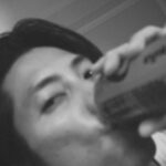 Tomohisa Yamashita Instagram - タイの撮影現場にも少しずつ慣れてきました。朝は音楽聴いて気分を更に上げて楽しんでます。 I'm getting used to shooting in Thailand, little by little. I listen to music in the morning as my routine. It motivates me for the day ahead. #音楽好き #炭酸好き
