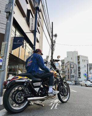 Tomoya Nagase Instagram - @takashikayamori 
@bondeyewear 
#fxr
#twincam 
#chopper
#以上