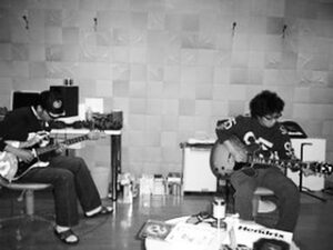 Tomoya Nagase Instagram - @kotaro_kubota 
#2003y
#やってることは変わらない