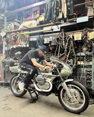 Tomoya Nagase Instagram - #chabott
#shinyakimura
#motoguzzi