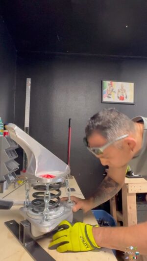 Tony Ferguson Instagram - “New👨‍🎓Business New🎓Attitude” Thanks For The Chance Coach🤼‍♂️Rick 🤝- Champ 🪄💨🍃 -CSO- 🇺🇸🏆🇲🇽 # 🤺💨🍃 # Building🥇Machines # IronMan 🎶 # Entrepreneur 📈