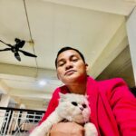 Tony Jaa Instagram - So many of my smiles begin with you. Happy valentine 💌