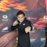 Tony Jaa Instagram - 🏆THE Bruce Lee Award 2023 🏆 🎞️🌟 Asian World Film Festival 2023 In Los Angeles, USA. ตัดสินและมอบให้โดย @therealshannonlee Thank you Shannon Lee (Bruce Lee daughter) ผมเป็นแฟน Bruce Lee มาตั้งแต่เด็ก และผมก็มีความใฝ่ฝันว่าสักวันหนึ่งจะเป็นMartial Art Action Star ให้ได้ และในที่สุดความฝันก็เป็นจริง ในวันนี้ผมรู้สึกเป็นเกียรติอย่างยิ่งที่ได้รับรางวัลที่ทรงคุณค่าทรงพลังและมีคุณค่าสูงสุดในชีวิตการแสดงภาพยนตร์ของผม นั่นคือรางวัล THE Bruce Lee Award 2023🏆🏆🏆🎉🎉🎉