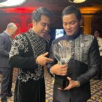 Tony Jaa Instagram - ⭐️ SAIFF 2023 ⭐️ ⭐️ Star Asian International Film Festival 2023 (SAIFF) 🎞️ In Los Angeles , USA 🏆 Outstanding Asian Artist 2023 🏆 @starsaiff #SAIFF #starsasianinternationalfilmfestival #saiff #starsaiff Hollywood Los Angeles