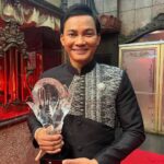 Tony Jaa Instagram - ⭐️ SAIFF 2023 ⭐️ ⭐️ Star Asian International Film Festival 2023 (SAIFF) 🎞️ In Los Angeles , USA 🏆 Outstanding Asian Artist 2023 🏆 @starsaiff #SAIFF #starsasianinternationalfilmfestival #saiff #starsaiff Hollywood Los Angeles