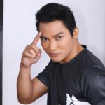 Tony Jaa Instagram - เขียนคำบรรยาย... 2. The best preparation for tomorrow is doing your best today.
