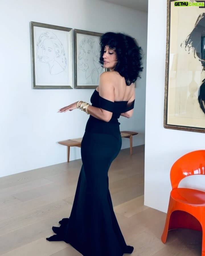 Tracee Ellis Ross Instagram - vavavoom 🥸