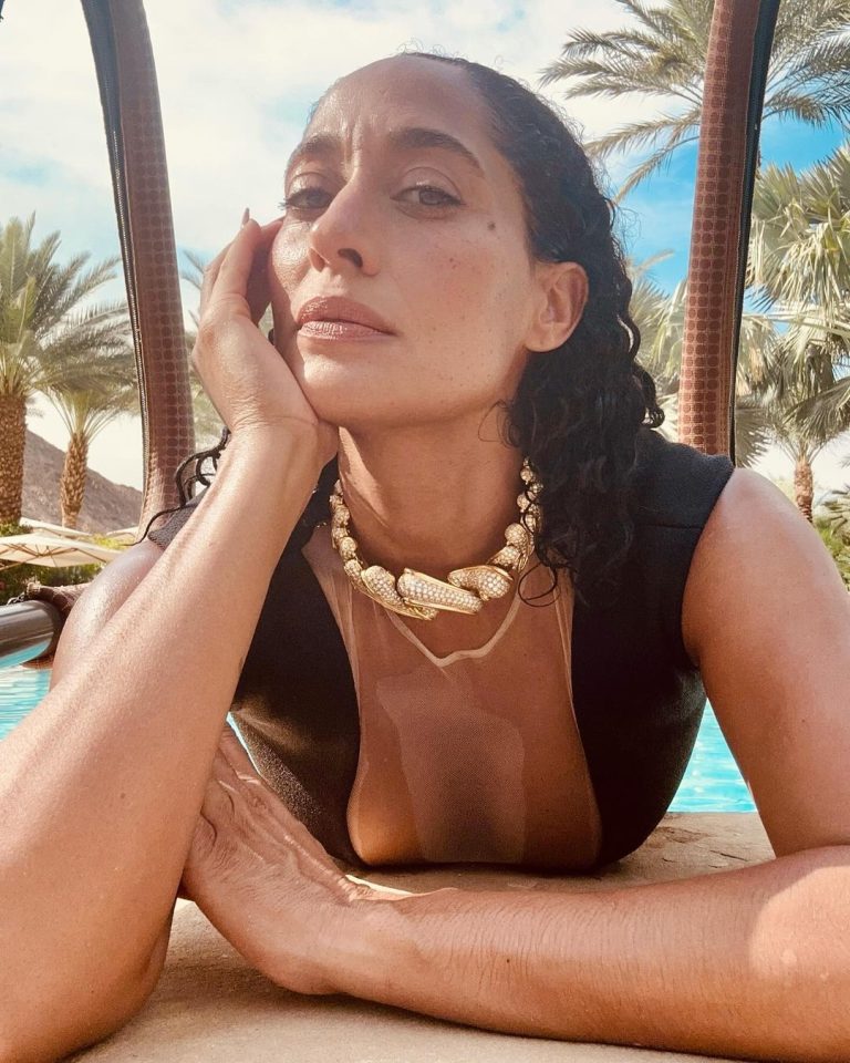 Tracee Ellis Ross Instagram - Some behind the scenes and sound bites from my @travelandleisure cover story. Thank you @jacquigiff for allowing me to share my joy of solo travel and to @bethanyheitman for framing my story so wonderfully. Link in bio!