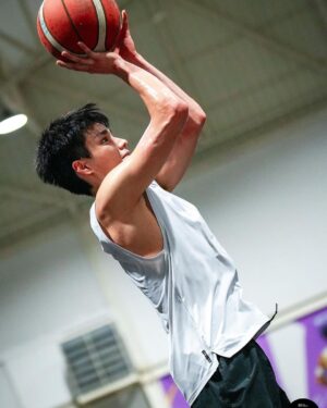 Trai Nimtawat Instagram - เคาะสนิมแปป 🏀🏀