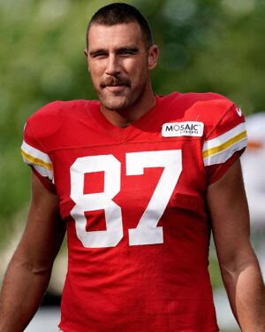 Travis Kelce Instagram - The evolution of Travis Kelce 🔥

📷: AP