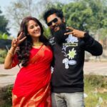 Trina Saha Instagram - Cheers to a new chapter! Happiest birthday to u Trina 🎂👑🍻🍫 Enjoy everyday like today🥰🤗 #instadaily #instagram #instapost #birthdaygirl #cheers #birthdaypost #happyness #bonding #smile #fun #pictureoftheday Kolkata