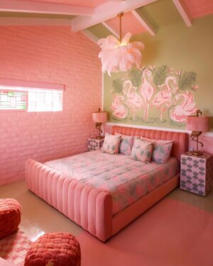 Trixie Mattel Instagram - 7 Rooms. 7 Themes. Which one is your favorite? Book your stay now at trixiemotel.com 💞

🦩 Pink Flamingo
❤️ Queen of Hearts
🛸 Atomic Bombshell
🌸 Flower Power
🐄 Yeehaw Cowgirl
🌴 Malibu Barbara
🍯 Oh Honeymoon

📸: @aprettycoolhoteltour