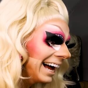 Trixie Mattel Instagram - happy valentimes