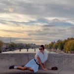 Tuba Büyüküstün Instagram – Daydreaming with #miumiu in Paris.. 
#pfw

#davet #işbirliği Pont Neuf
