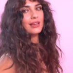 Tuba Büyüküstün Instagram - @harpersbazaarturkiye ilk defa “women of the year” ödül gecesi düzenledi ve ben bu muhteşem gecede “ yılın oyuncusu “ödülünü çok değerli @ellenvonunwerth un elinden aldım. Yaptığımız iş her neyse , elimizden gelenin en iyisini tüm içtenliğimiz ve kararlılığımızla yapmaya devam.. ✨ Styled by dear @buraksanuk In @cartier and an @ozgurmasur dress Makeup by @hakankultur Hair by @ibrahimzengin ✨ The Peninsula Istanbul