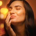 Tuba Büyüküstün Instagram - #Repost @depofilm ❣️ ・・・ Starring: @tubabustun.official💫✨ Directed by: @elifkalkan D.O.P: @soykutturan Agency: @ajanspropaganda Client: @mutlulukdeninceakla #IntenseVeBen #depofilm #fiminturkey #işbirliği