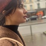 Tuba Büyüküstün Instagram - Green lights, red lights.. like life itself.. what if we can’t see the red lights in life..? Or the greens?? Attention mes amis, attention.. 🙃