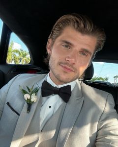 Twan Kuyper Instagram - Such a beautiful moment it kinda felt like I was giving my sister too @guaynaa 🥲 so happy for the both of you @lelepons