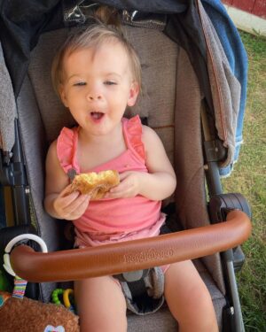 Tyler Baltierra Instagram - Vaeda had her first cider donut at Blake’s Apple Orchard & she LOVED it! 😂😍 #VaedaLuma