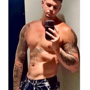 Tyler Baltierra Instagram - PROGRESSION > PERFECTION
1 year apart & sitting at the same weight in each pic. This is why the scale isn’t as important as overall body composition. I still have a long way to go until reaching my goals, but I like to post my progress as a reminder to myself of where I started, how far I’ve come, & why I keep putting in the work! 😈💪🏻😤 #FitnessJourney #MuscleBuilding #Gainz #BodyBuilding