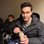 Tyler Hoechlin Instagram – Tonight’s episode of Superman & Lois is arguably my favorite of the entire series. What this incredible team of talented people in every single department is able to do is so impressive. I count my blessings to be working with each and every single one of them. I hope you all enjoy the Season 3 finale! I’ve said it before and I’ll say it again – I’m so glad the story doesn’t end here. You’ll understand soon enough. 

#SupermanAndLois
@cwsupermanandlois