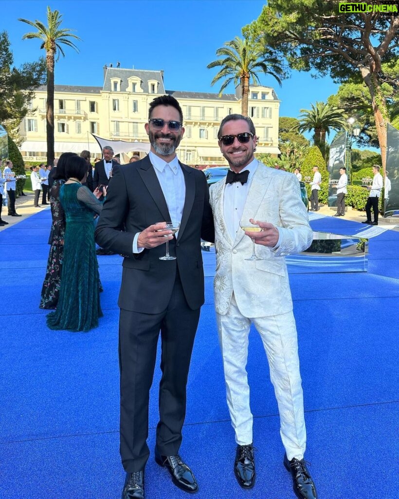 Tyler Hoechlin Instagram - So grateful to have been a part of yet another wonderful gala with @amfAR #amfarcannes, raising millions of dollars for vital AIDS research programs. Every minute, one person dies of AIDS-related causes and three more become infected.  Join the fight to #CUREAIDS - learn more at amfar.org