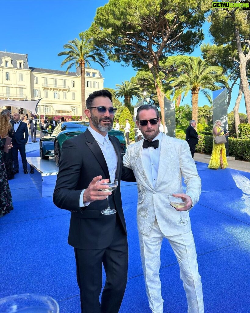 Tyler Hoechlin Instagram - So grateful to have been a part of yet another wonderful gala with @amfAR #amfarcannes, raising millions of dollars for vital AIDS research programs. Every minute, one person dies of AIDS-related causes and three more become infected.  Join the fight to #CUREAIDS - learn more at amfar.org