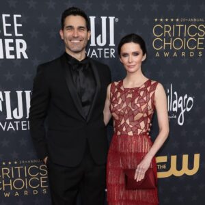 Tyler Hoechlin Instagram - That thing that happened three weeks ago… Had a great time celebrating some amazing films, series, and artists at the @criticschoice awards. So grateful for the time to see friends I don’t see often enough, and to reunite with some I haven’t seen in way too long.