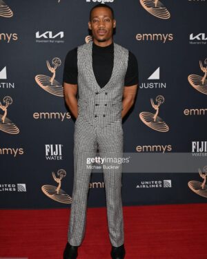 Tyler James Williams Instagram - Thank you @televisionacad for a beautiful evening celebrating all of this years nominees. The energy in the room was impeccable 🥰

Designer : @stayflythrash