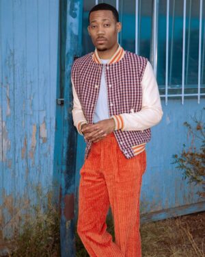 Tyler James Williams Instagram - A moment of color in @thrashbespoke 

📷: @iamjamesanthony