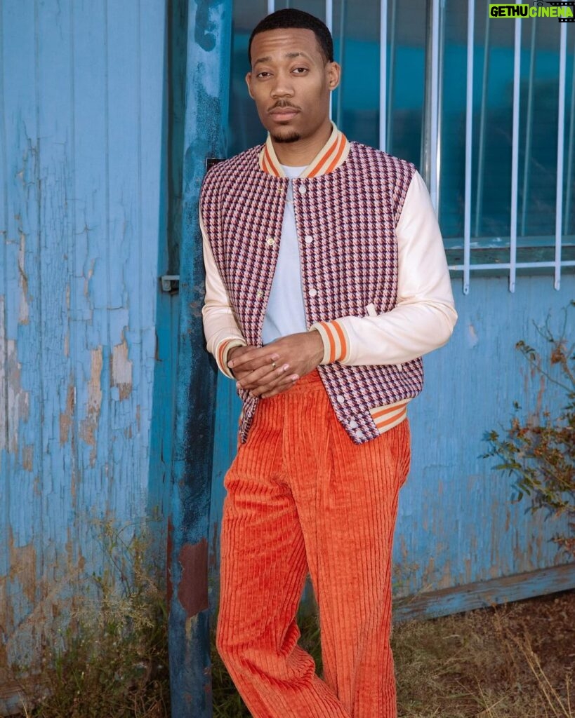 Tyler James Williams Instagram - A moment of color in @thrashbespoke 📷: @iamjamesanthony