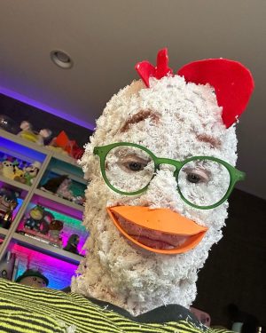 Tyler Oakley Instagram - crack these eggs, henny 🍳🐓