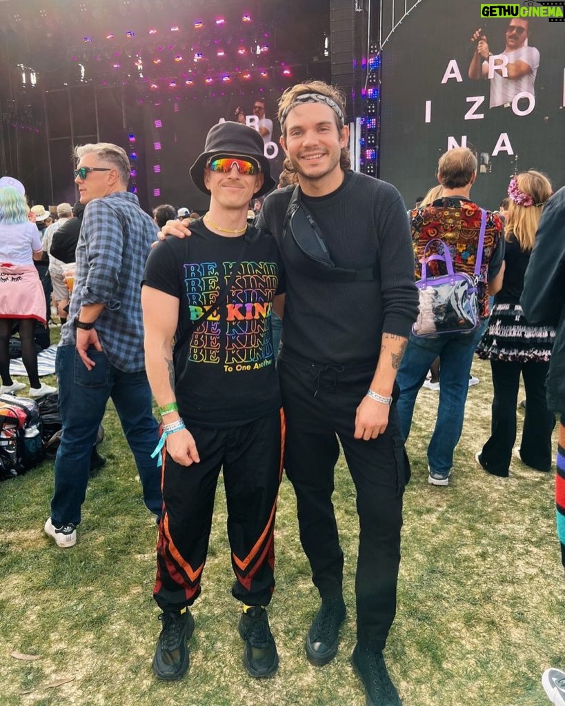 Tyler Oakley Instagram - reunited with my bestie @koreykuhl at #OutsideLands - we’re gonna have a lot to discuss this week on the podcast 👀 San Francisco, California