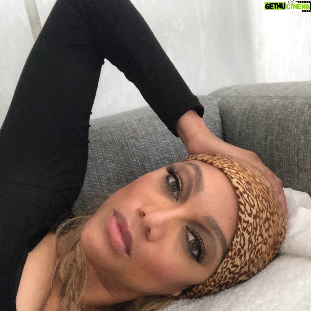 Tyra Banks Instagram - When you look relaxed but that phone is click click clicking in selfie mode. Ya feel me? 💛 #RelaxationDay
