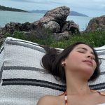 Urassaya Sperbund Instagram - เปลี่ยน office space สักสองสามวัน #ทำงานอยู่จริงๆ 😆 Cape Fahn Hotel