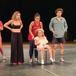 Uraz Kaygılaroğlu Instagram - provalarımıza katılıp @sebnemsonmezofficial in yokluğunda yerini marke eden Ada Hanıma teşekkür ederiz.😍 #AşıkShakespeare @zorlu_psm @serdarbilis