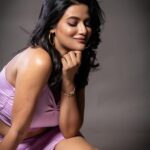 Ushasi Ray Instagram - Sit & stare 👀