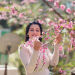 Ushasi Ray Instagram - 🌸🌸🌸🌸🌸 📸 @yudhajit_dey 📍 @chhotahaazribytherajbaribawali Mim Tea Estate, Sukhia, Darjeeling, West Bengal, India.