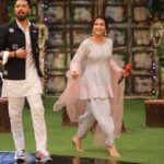 Ushna Shah Instagram – Sometimes I post even when I lose 😁
JPL 28th March Semi final round 2.

I had so much fun playing with my beautiful Kubi & against the dapper (and cheeky) Azaan and of course the wonderful Sarfaraz bhai, who won by the way! I didn’t manage to get into @jerjeesseja ‘s 🧠 but trying was fun. 
This Ramzan flew thanks to Jeeto & all of YOU! God bless.
All of the captains will be at the next match (the final) on Chand raat so see you all there inshallah.
JEETOOOOO PAKISTAAAAAN 🇵🇰 

👗 @ansabjahangirstudio 
Jewelery: @iyanajewelrystudio 
💄 : @rajankhokarofficial 
Hair: @salman.mua 
📸: @omarsaeedofficial