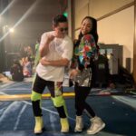 Víctor Drija Instagram – #BailarContigoRemix con la reina de Indonesia 🇮🇩 @denadaindonesia en el concierto anual de @zumba Orlando, Florida