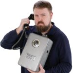 Valentin Petukhov Instagram - В очередной раз появились слухи о блокировке YouTube. Я так скажу - если это поможет остановить пздц, блокируйте уже быстрее. Но что-то мне подсказывает, что так это не работает. Что-то мне подсказывает, что все йобнулись. И сохранять рассудок вообще весьма ценно сегодня. Здоровья вам и вашим близким.