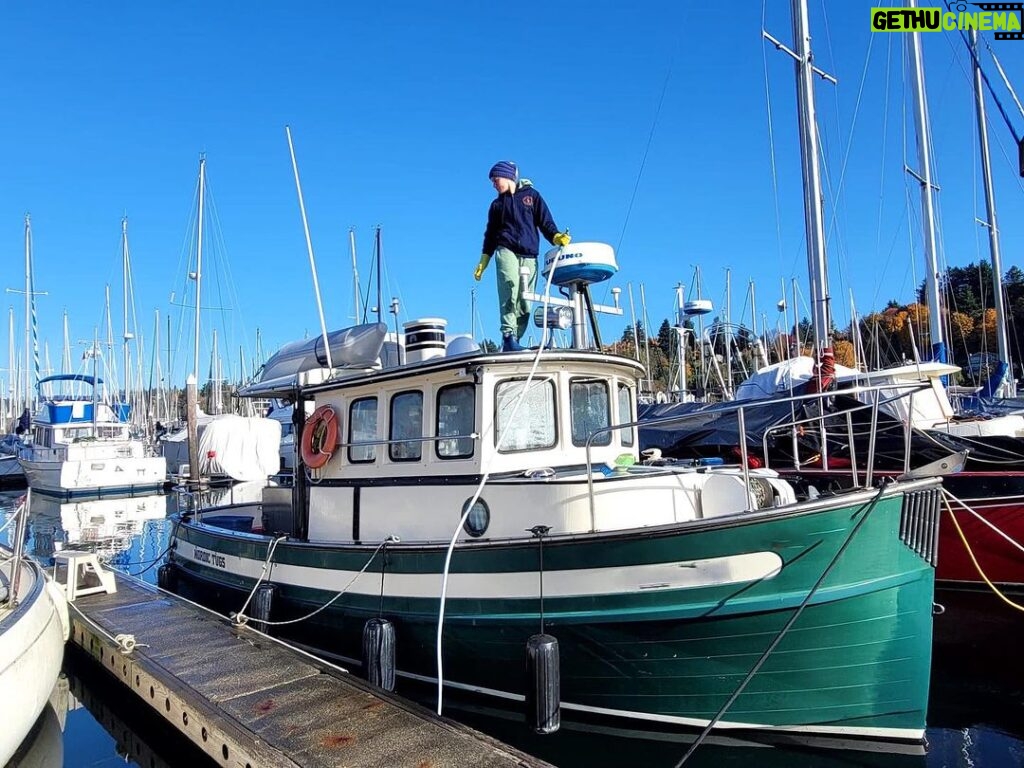 Valentina Shevchenko Instagram - I was missing my lovely #NordicTug so much 😍 Taking care of this beauty, because hull out and bottom painting are next ⏭️ 🥾 @hukgear #WashingtonState #PugetSound #FallVibes #OnWater #Navigation #Sailor #Captain #travel #traveldiaries #travelphotography #travelnow Puget Sound, Washington